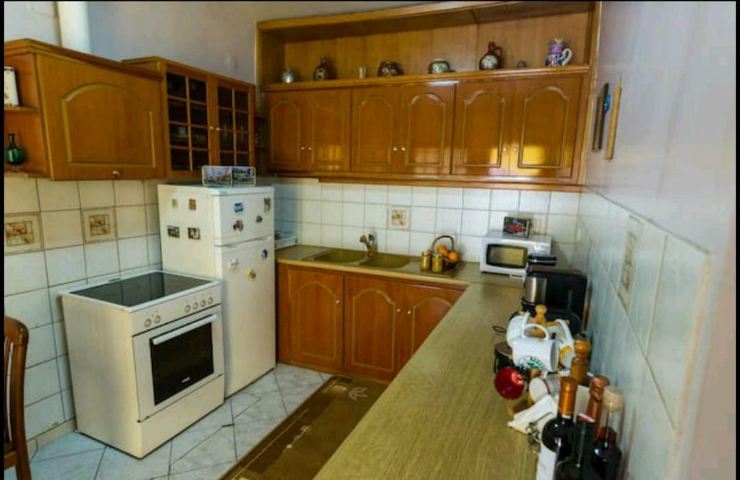 Rodomelo House With Terrace - 4 Bedrooms Leonidio Exterior photo
